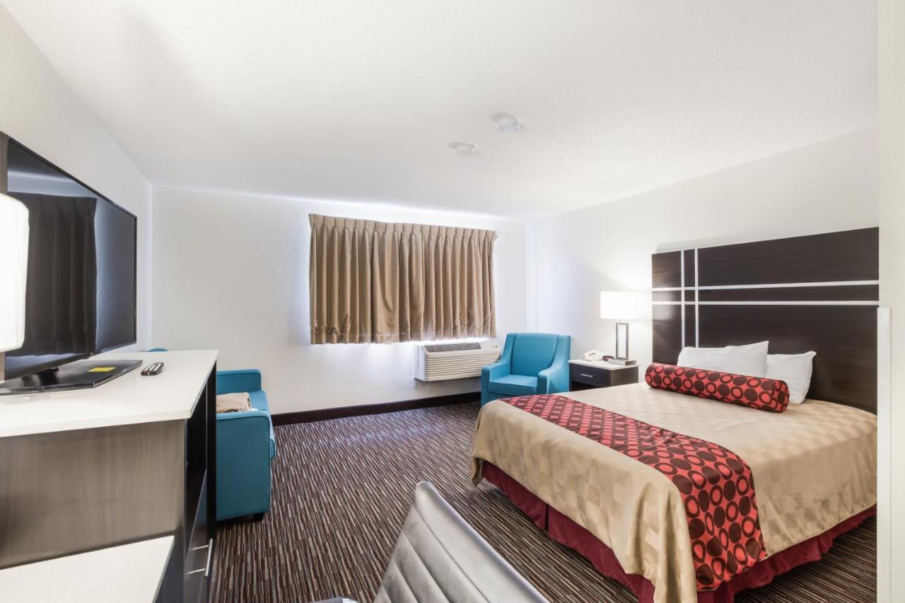 Americas Best Value Inn Charlotte Exterior photo
