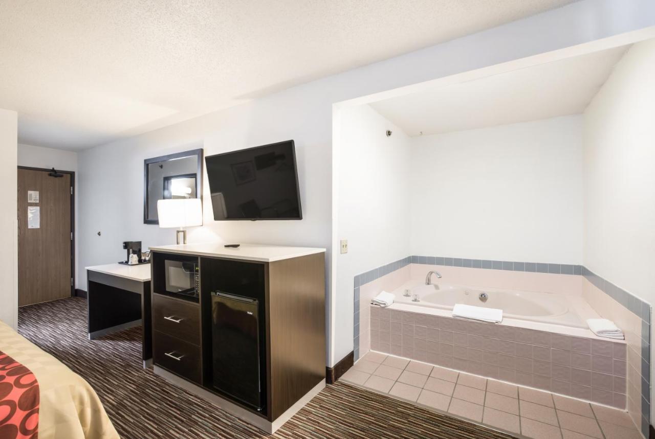 Americas Best Value Inn Charlotte Exterior photo