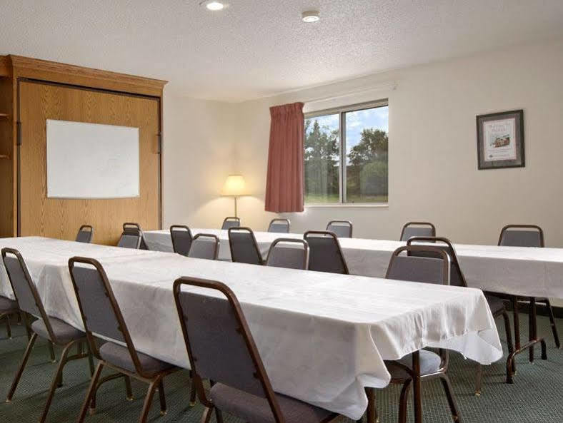 Americas Best Value Inn Charlotte Exterior photo